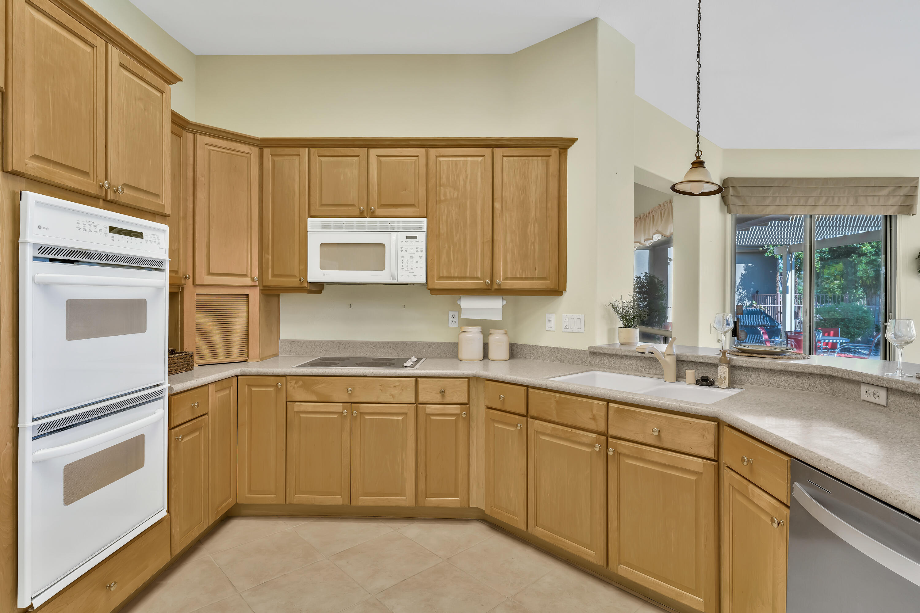 39619 Manorgate Road Palm Desert, CA 92211 - Photo 19 of 33 Photo-33