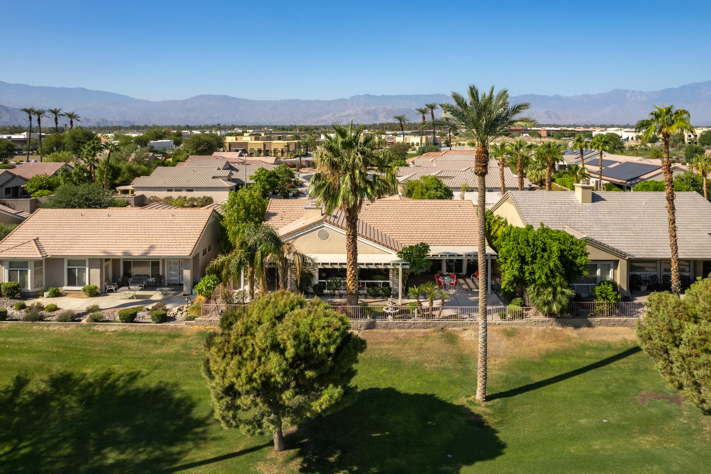 39619 Manorgate Road Palm Desert, CA 92211 - Photo 8 of 33 Photo-9