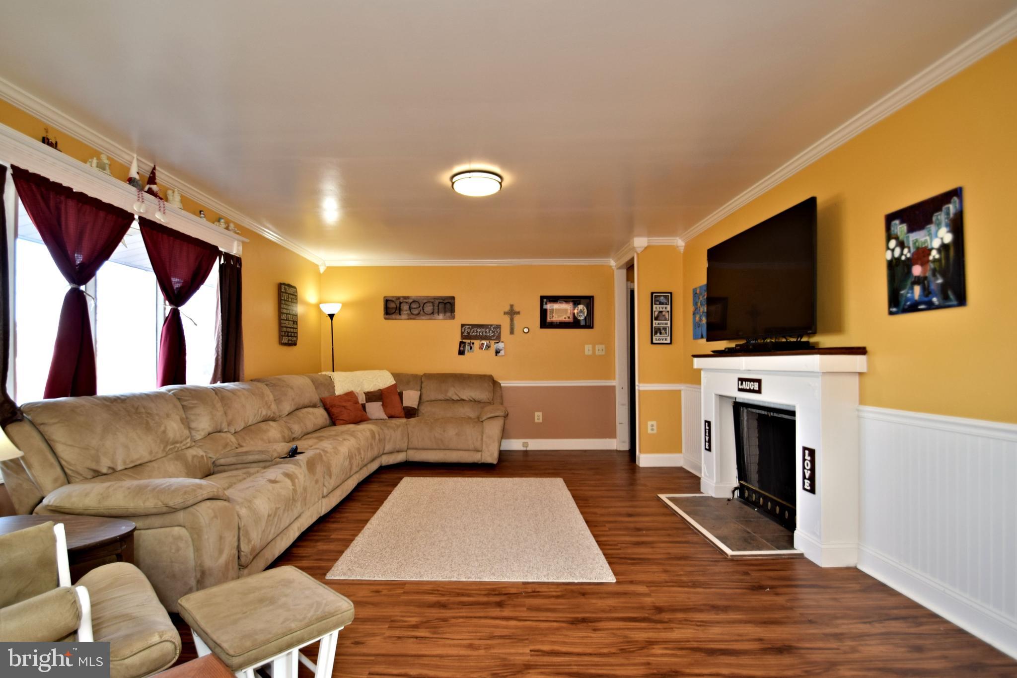 1009 Mitman Road Easton, PA 18040 - Photo 10 of 64 Gallery Image 10