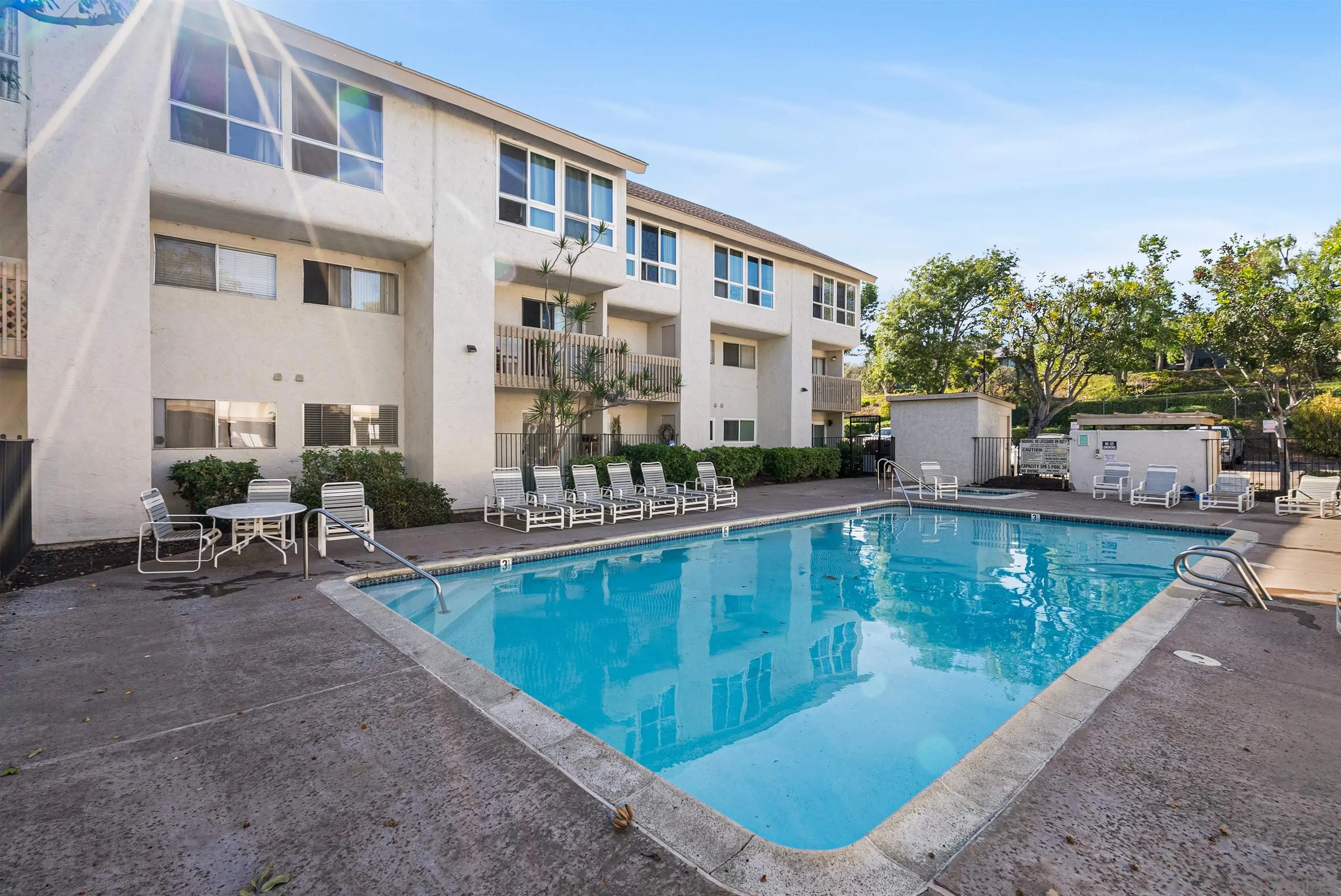 6255 Rancho Mission Road, Unit 108 San Diego, CA 92108 - Photo 4 of 10 Gallery Image 4