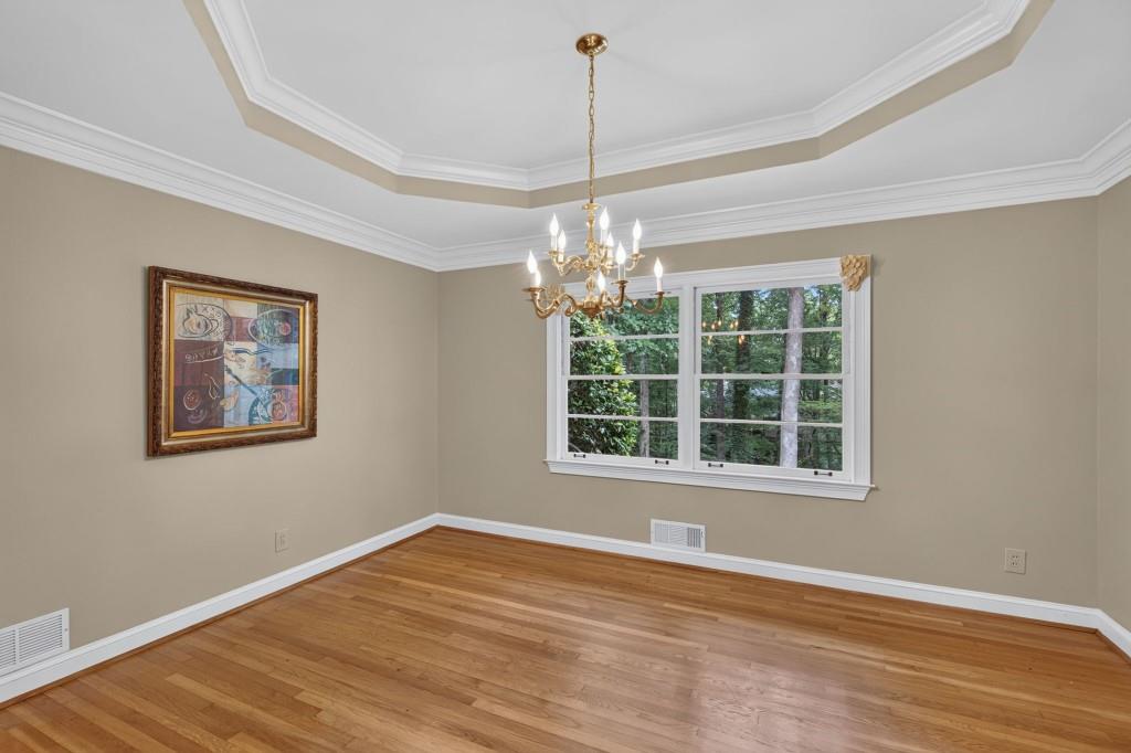5274 Powers Ferry Road Northwest Atlanta, GA 30327 - Photo 10 of 43 Gallery Image 10