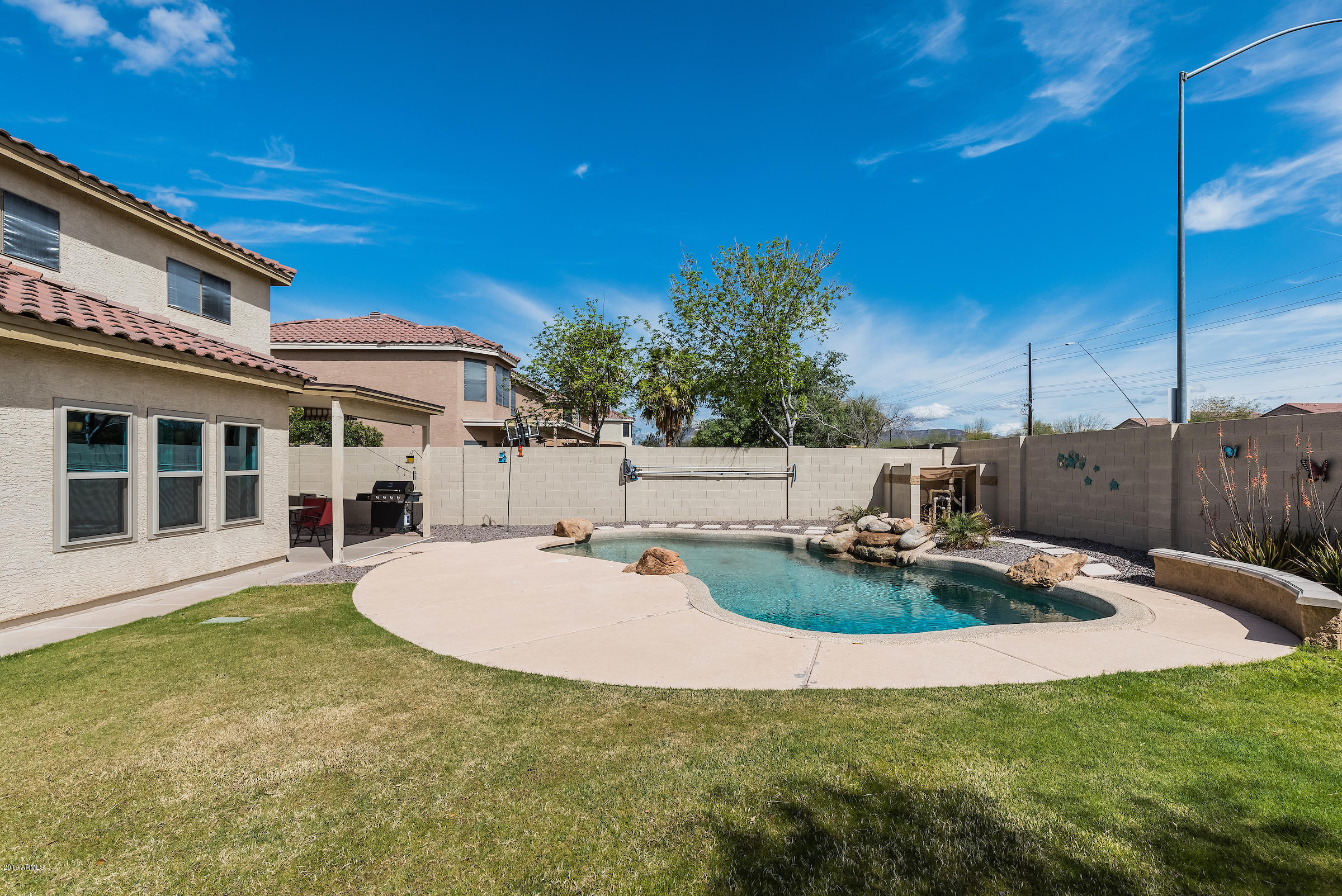 161 South Del Rancho Mesa, AZ 85120 - Photo 26 of 30 161_S_Del_Rancho_27