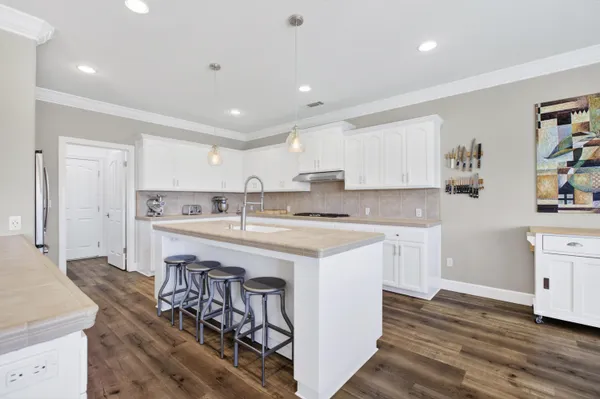 $625,000 | 4039 Winter Green Court, Redding, CA 96001
