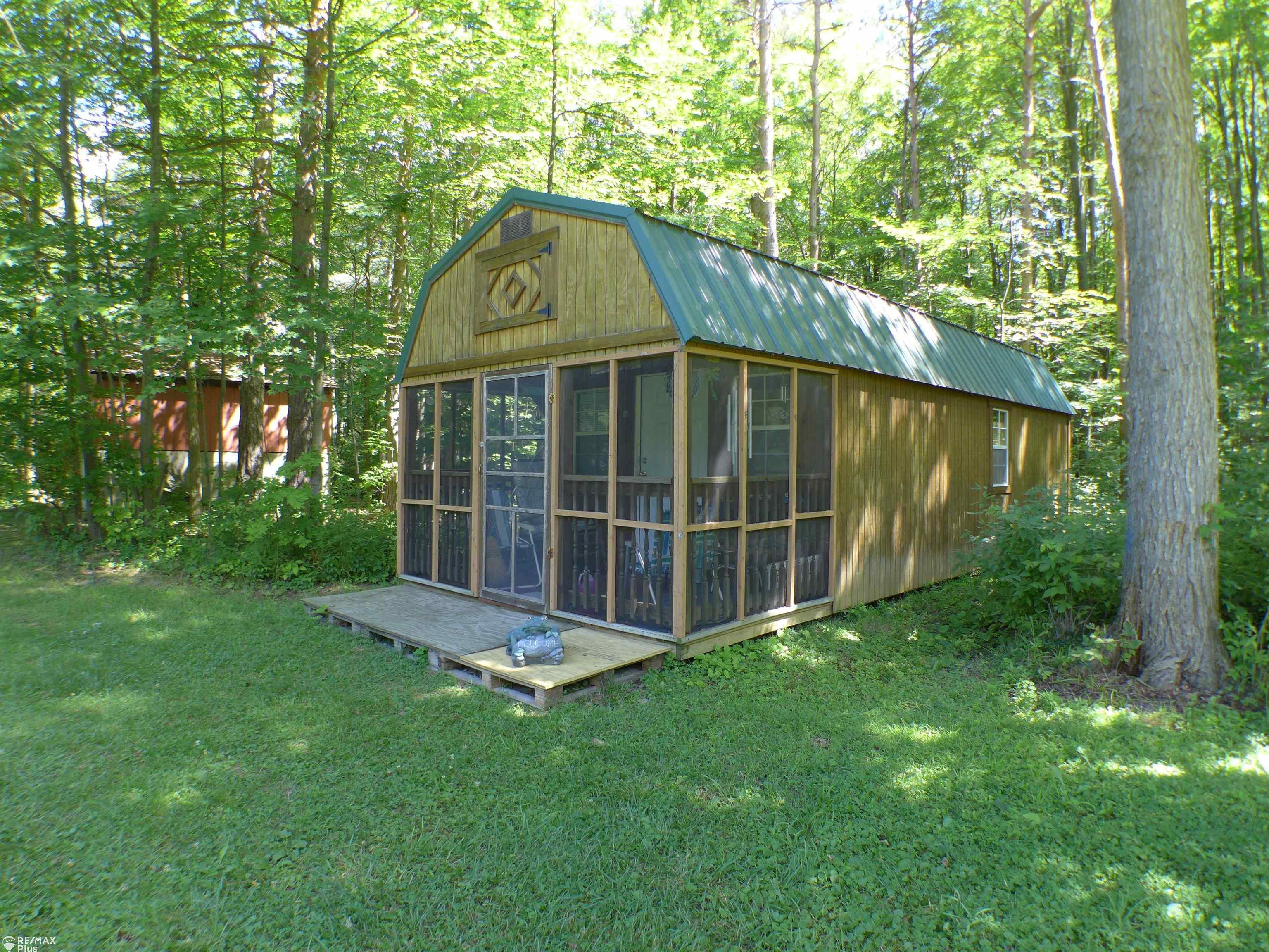 4696 Hanes Road Vassar, MI 48768 - Photo 24 of 32