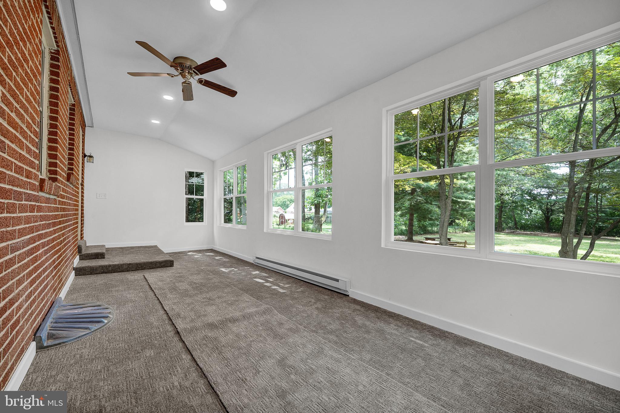 2031 Oak Road Hatfield, PA 19440 - Photo 18 of 59