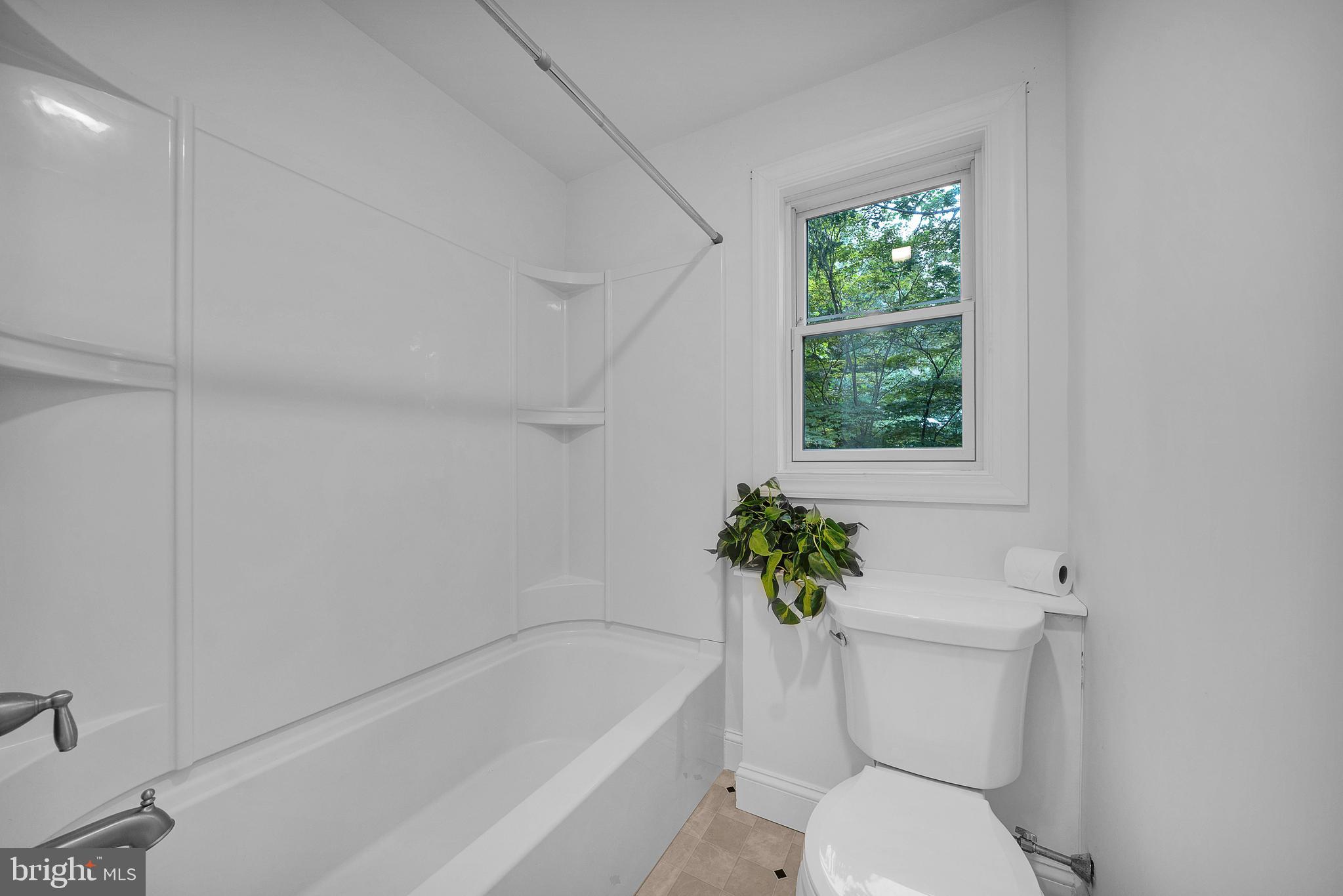 2031 Oak Road Hatfield, PA 19440 - Photo 38 of 59