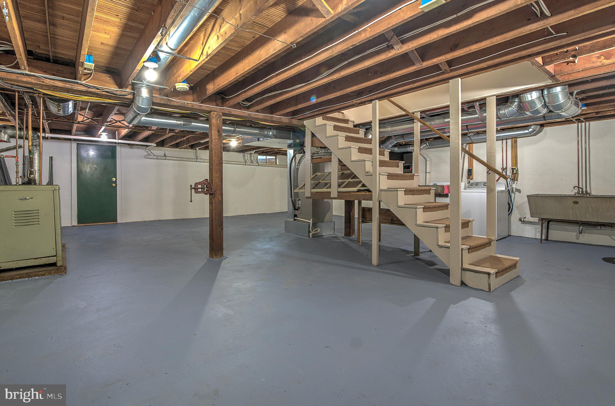 2031 Oak Road Hatfield, PA 19440 - Photo 39 of 59 a view of a room with gym equipment