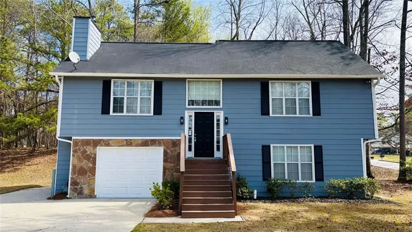 $270,000 | 1015 Sly Fox Court, Stone Mountain, GA 30088