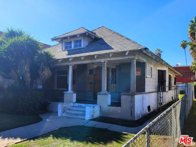 $695,000 | 4313 South Flower Street, Los Angeles, CA 90037