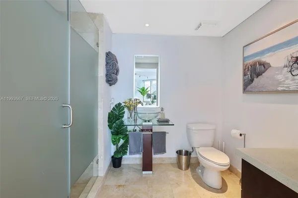 $6,800 | 350 South Miami Avenue, Unit 3002, Miami, FL 33130