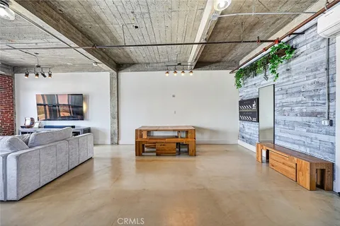$649,900 | 100 West 5th Street, Unit 7E, Long Beach, CA 90802