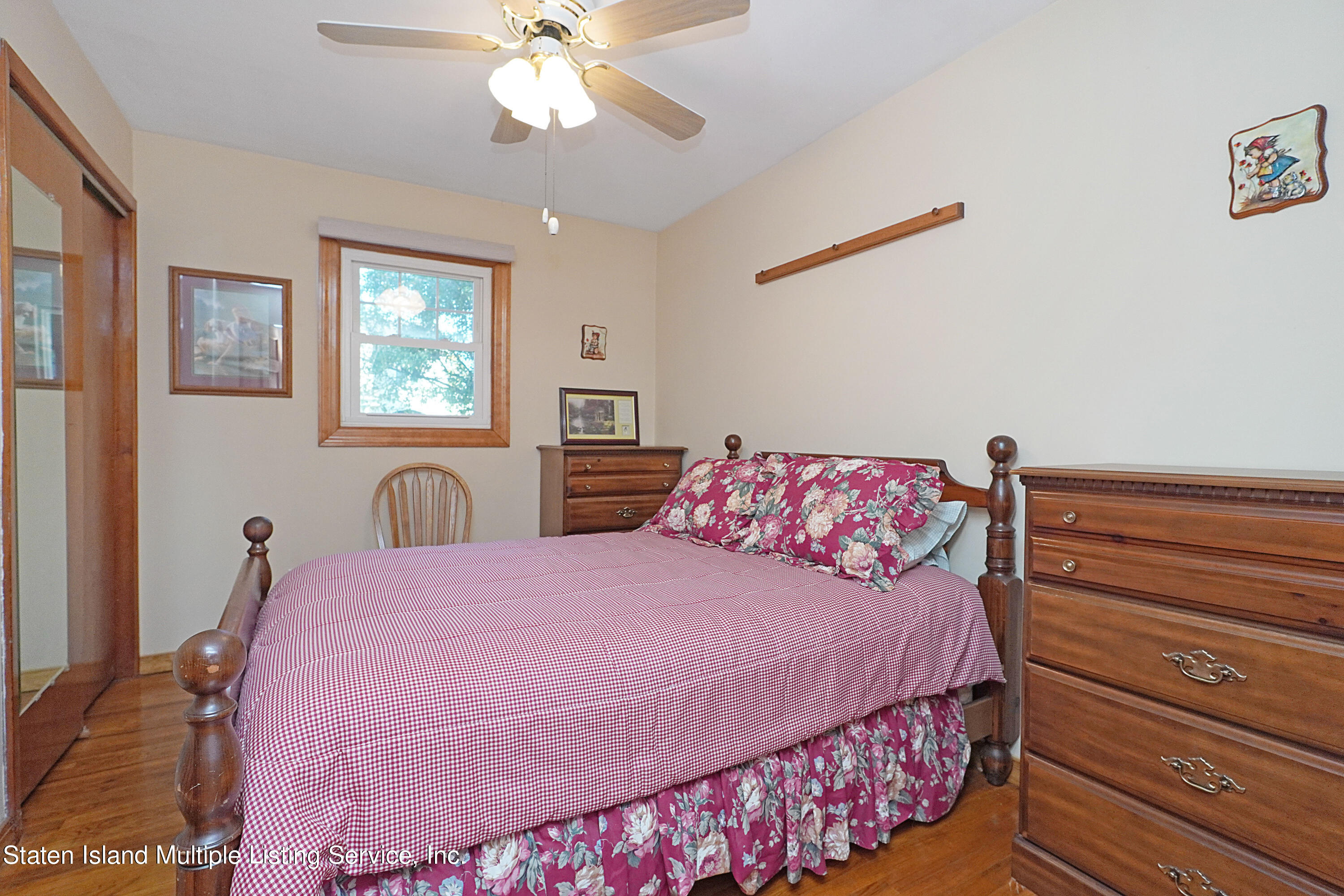 341 Beach Road Staten Island, NY 10312 - Photo 15 of 28 Bedroom 3
