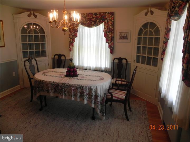727 Lower State Road Ambler, PA 19002 - Photo 5 of 23 Gallery Image 5