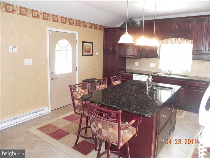 727 Lower State Road Ambler, PA 19002 - Photo 8 of 23 Gallery Image 8