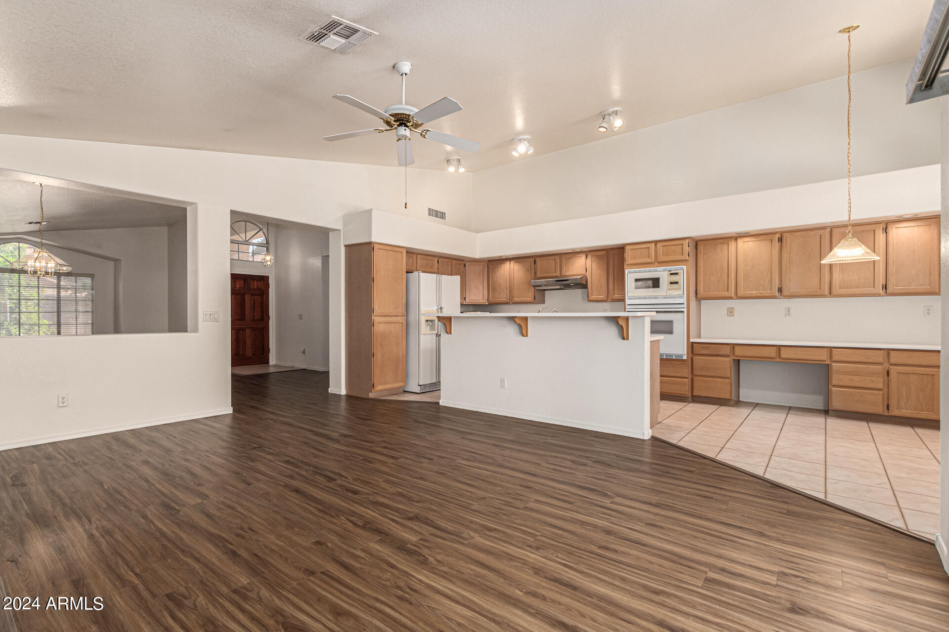 326 West El Freda Road Tempe, AZ 85284 - Photo 13 of 44 El Freda Kitchen Layout