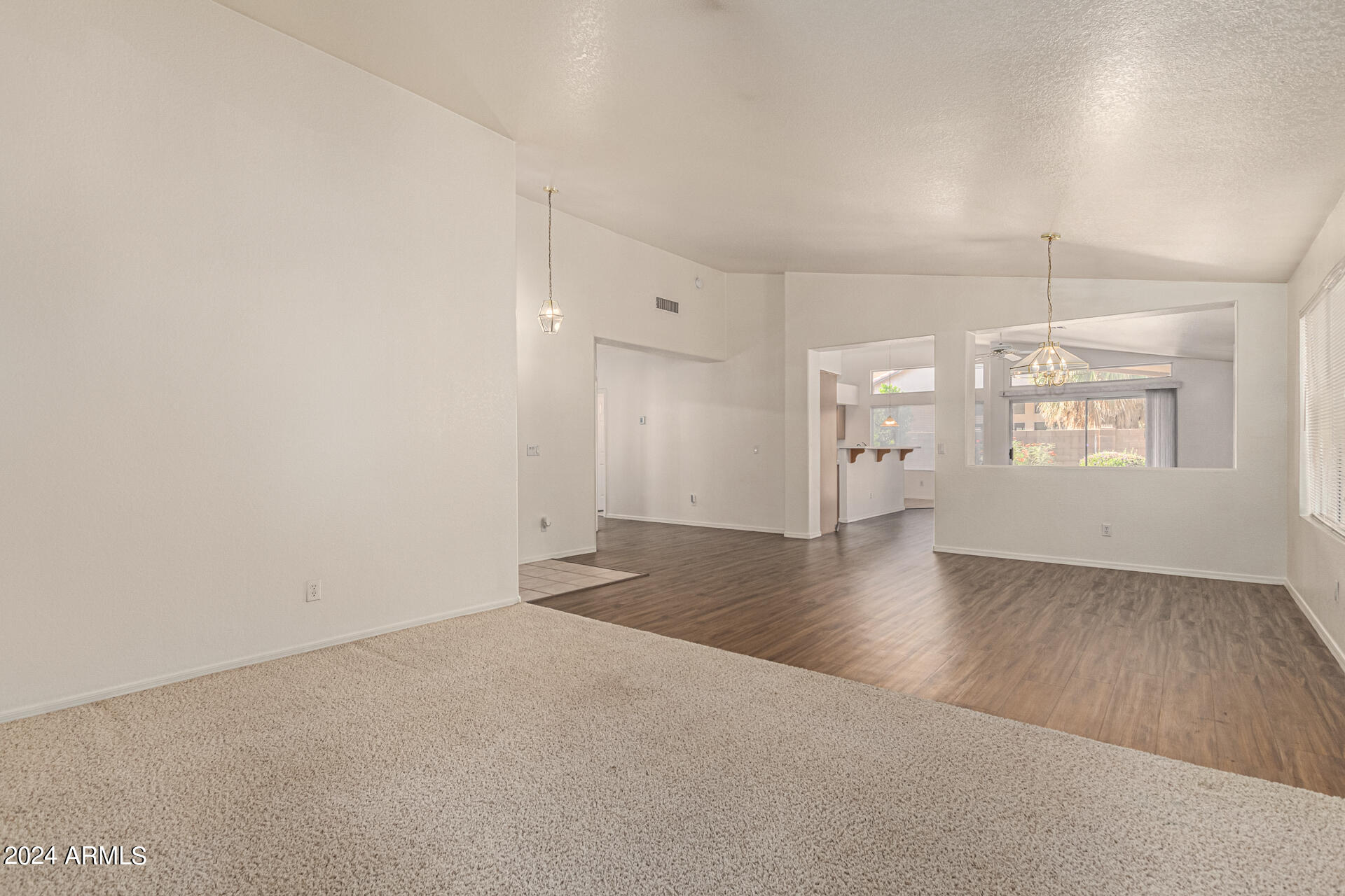 326 West El Freda Road Tempe, AZ 85284 - Photo 10 of 44 El Freda Dinning Room