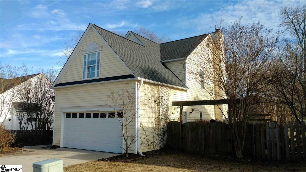 120 Cotter Lane Greer, SC 29650 - Photo 3 of 35