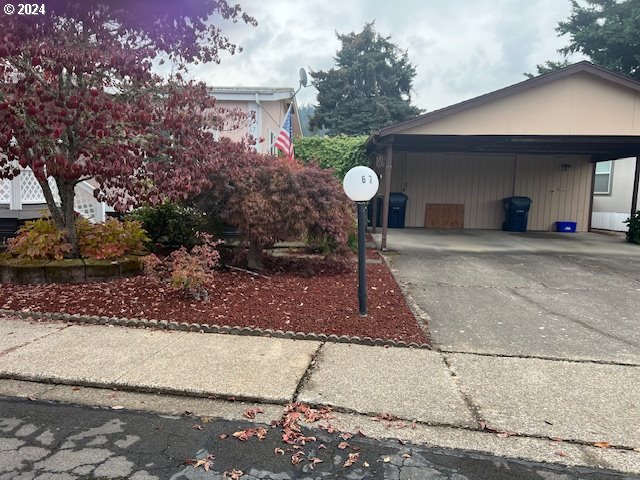 658 South 57th Street Springfield, OR 97478 - Photo 2 of 9 Gallery Image 2