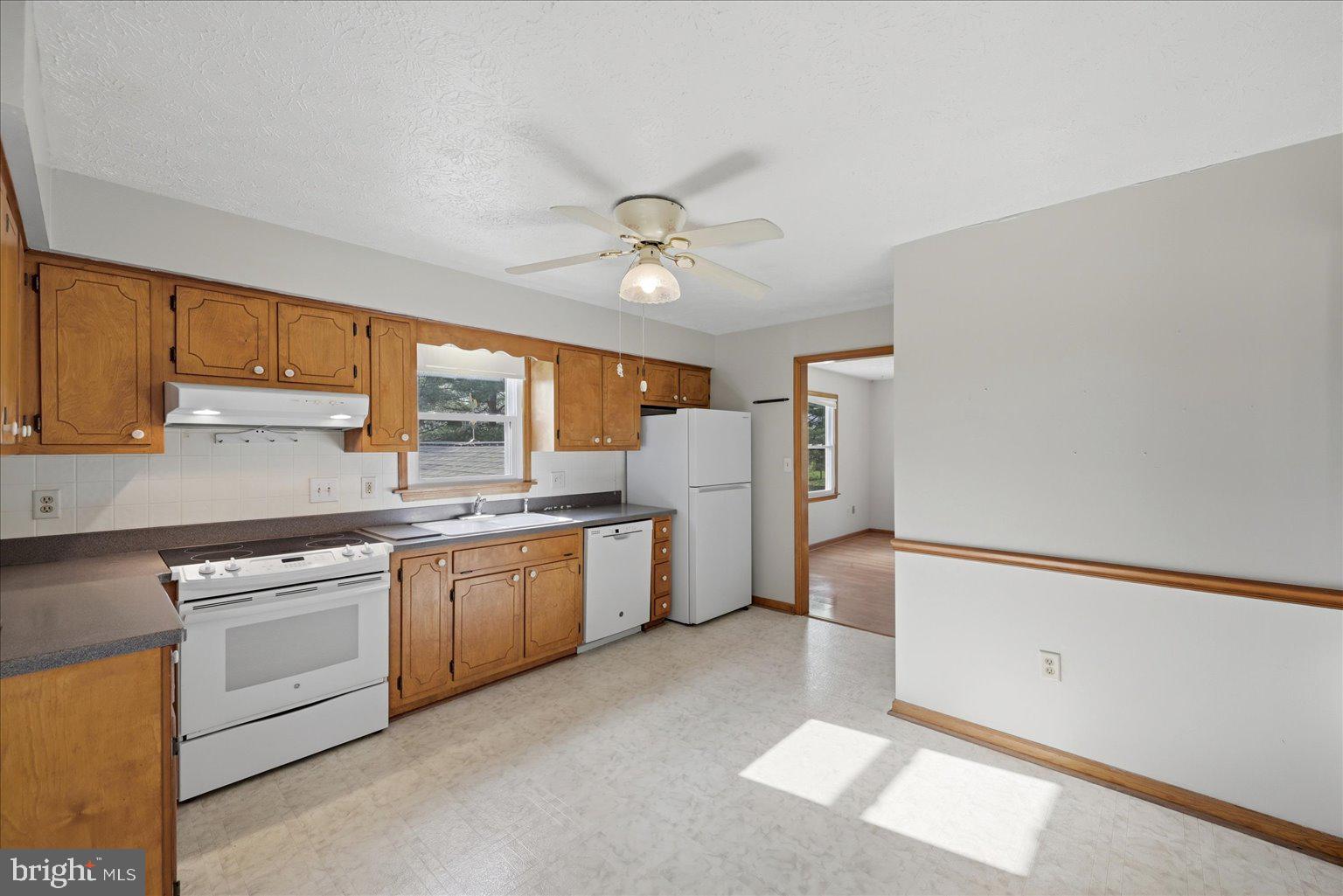 2755 Allen Road Berryville, VA 22611 - Photo 23 of 97