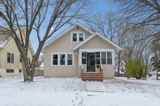 $225,000 | 802 Mound Street, St. Paul, MN 55106