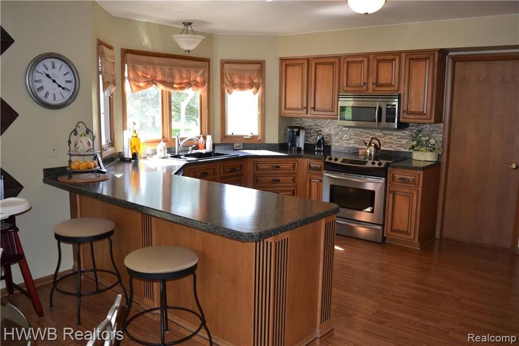 3424 Wedgewood Drive Rochester Hills, MI 48306 - Photo 13 of 43
