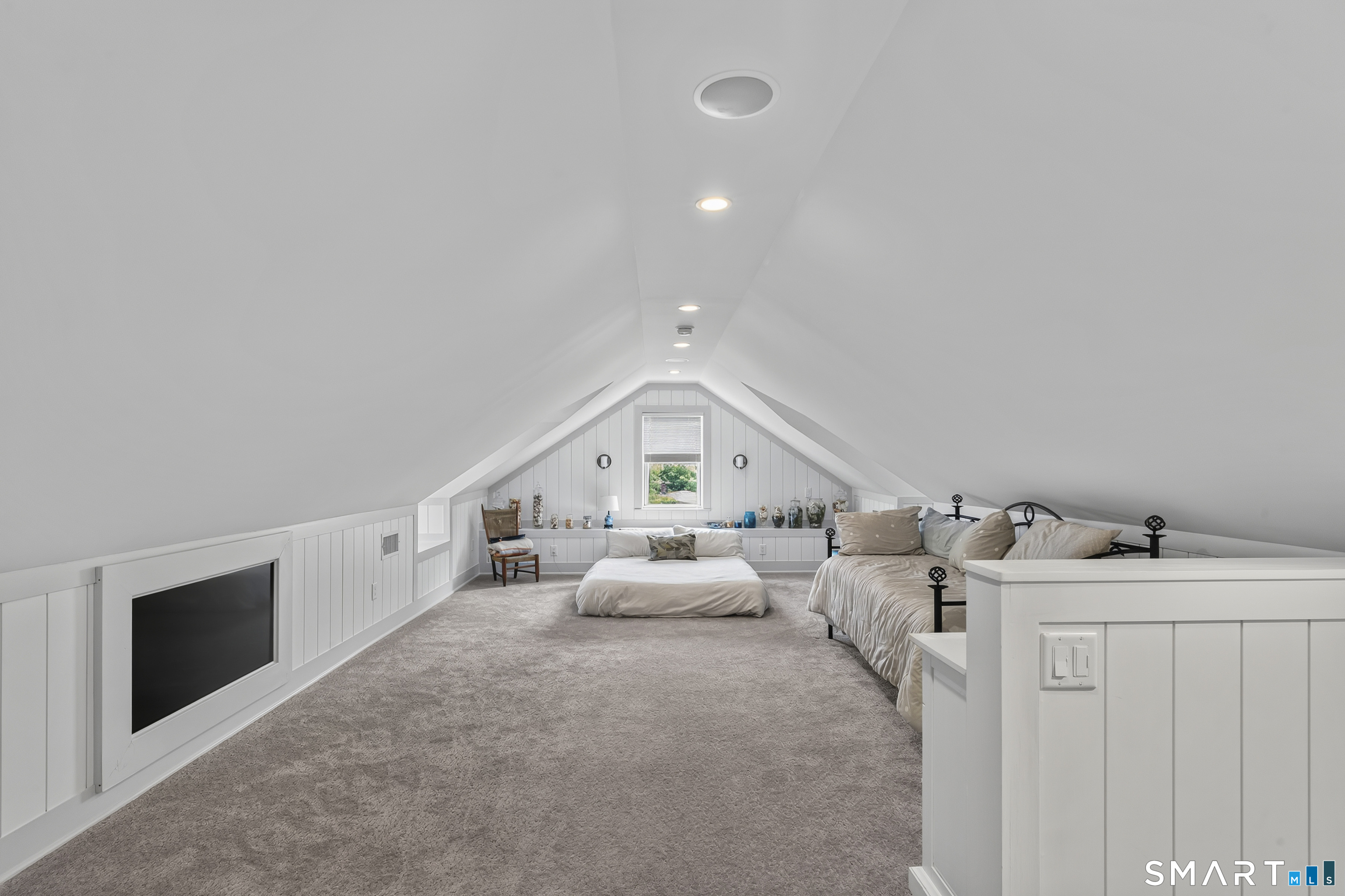 679 Fairfield Beach Road, Unit 679 Fairfield, CT 06824 - Photo 29 of 38 Versatile finished attic space.