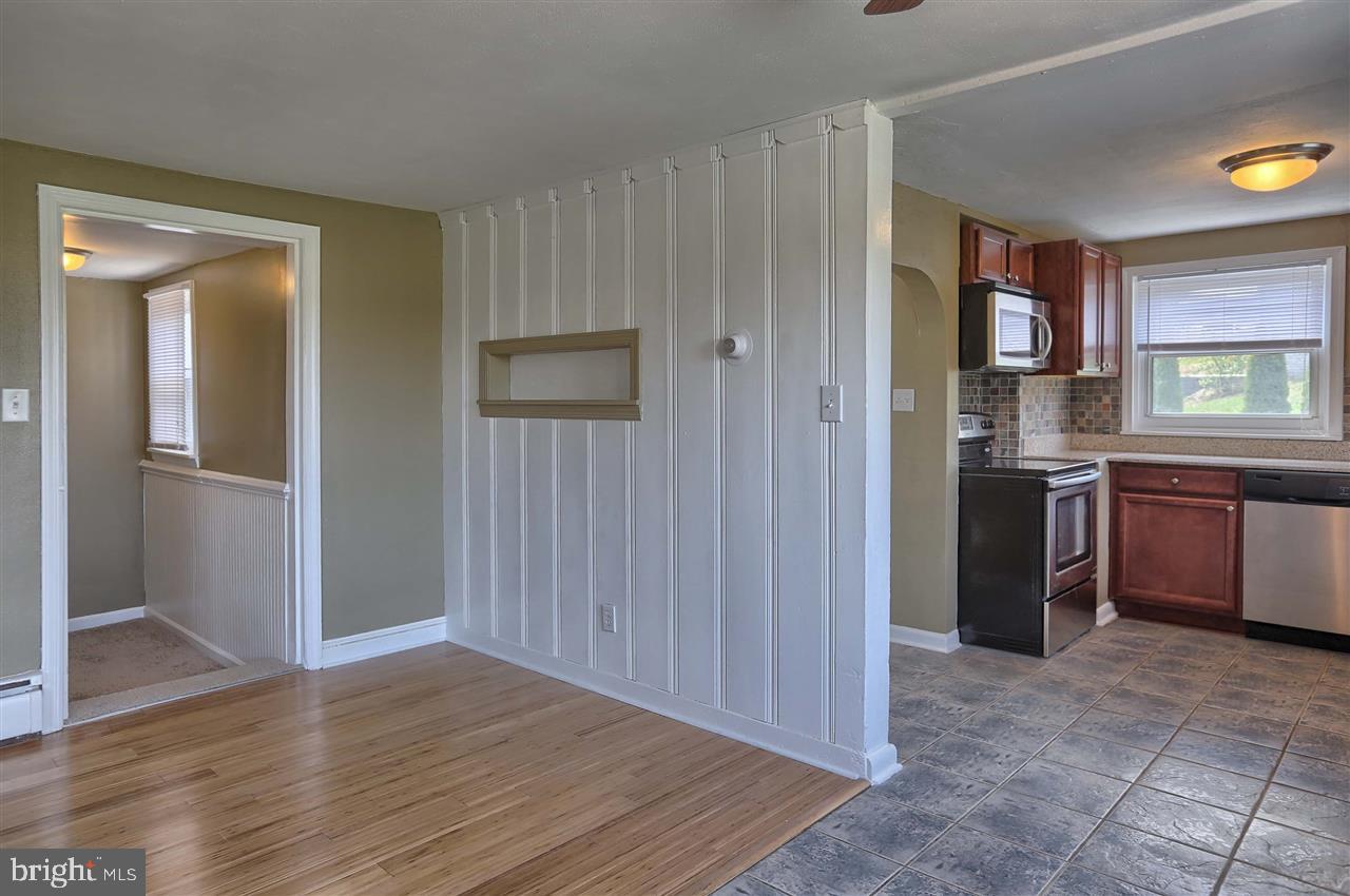 2214 Craley Road Windsor, PA 17366 - Photo 7 of 36