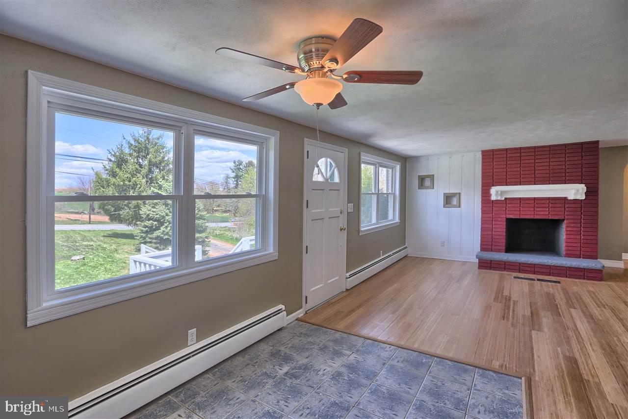 2214 Craley Road Windsor, PA 17366 - Photo 8 of 36