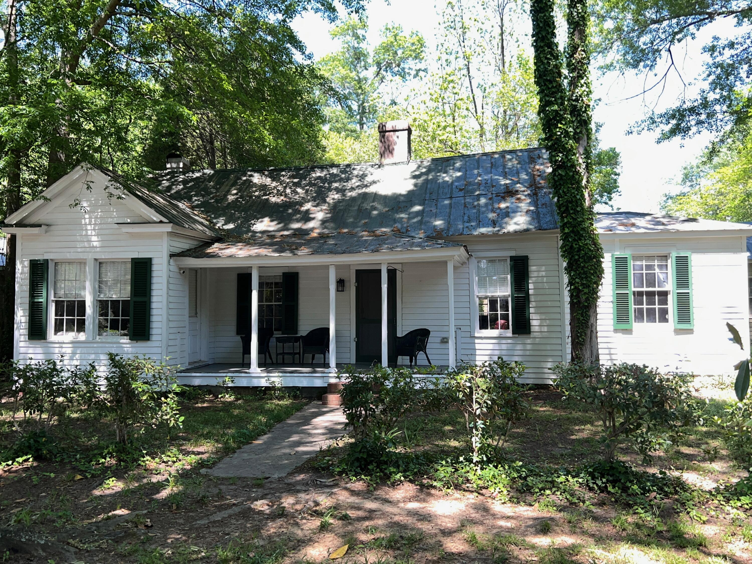 524 Colleton Avenue Southeast Aiken, SC 29801 - Photo 1 of 19