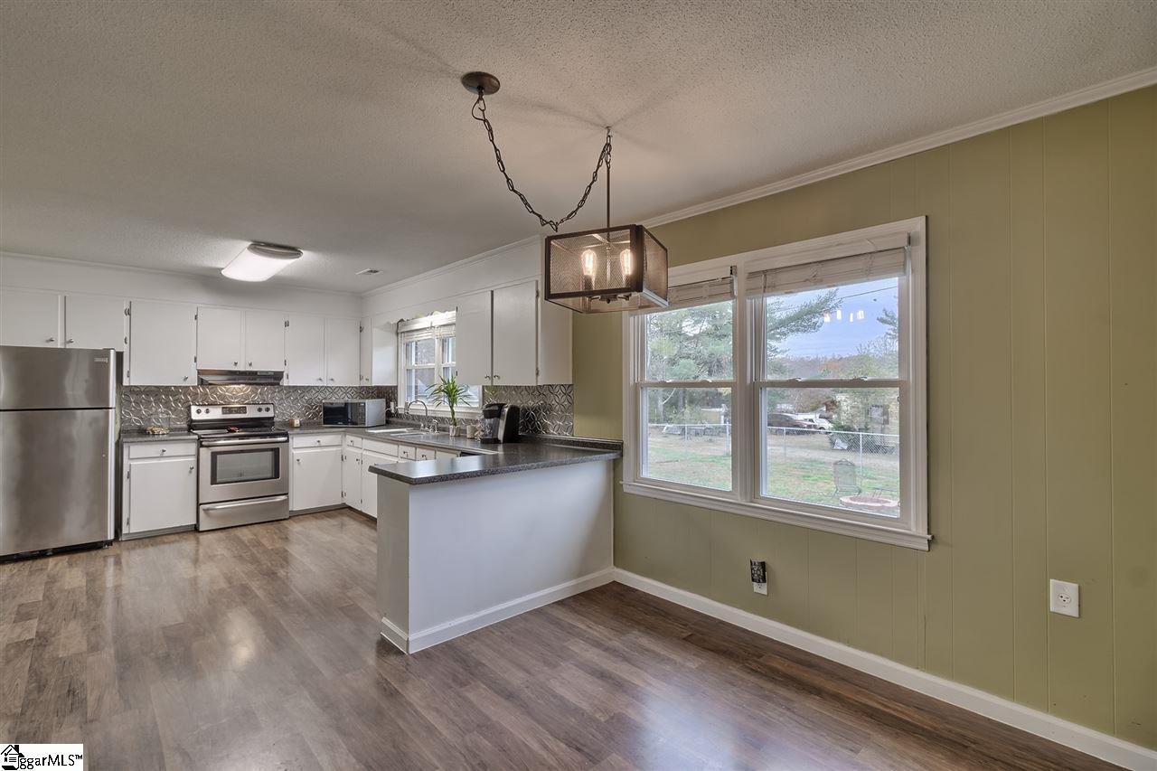 144 Rutledge Street Easley, SC 29640 - Photo 5 of 18 Gallery Image 5