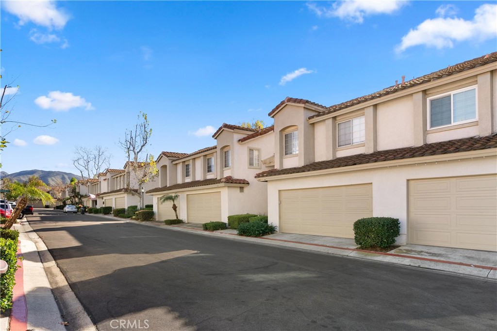 4 Daffodil Rancho Santa Margarita, CA 92688 - Photo 4 of 31