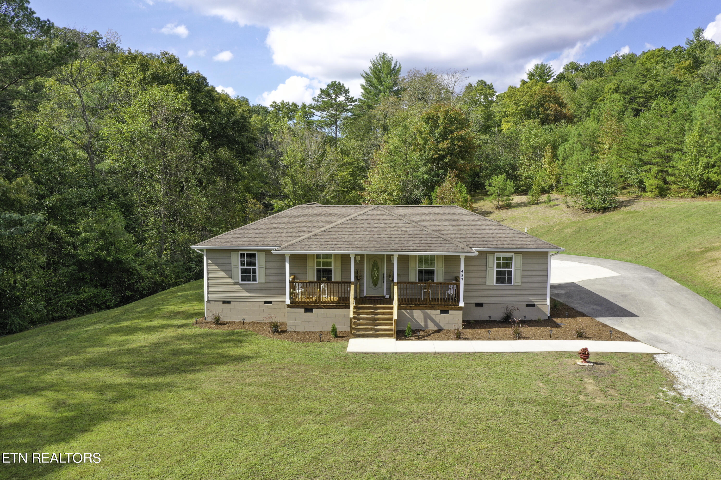457 Shady Road Oliver Springs, TN 37840 - Photo 2 of 60 Aerial Photo-13
