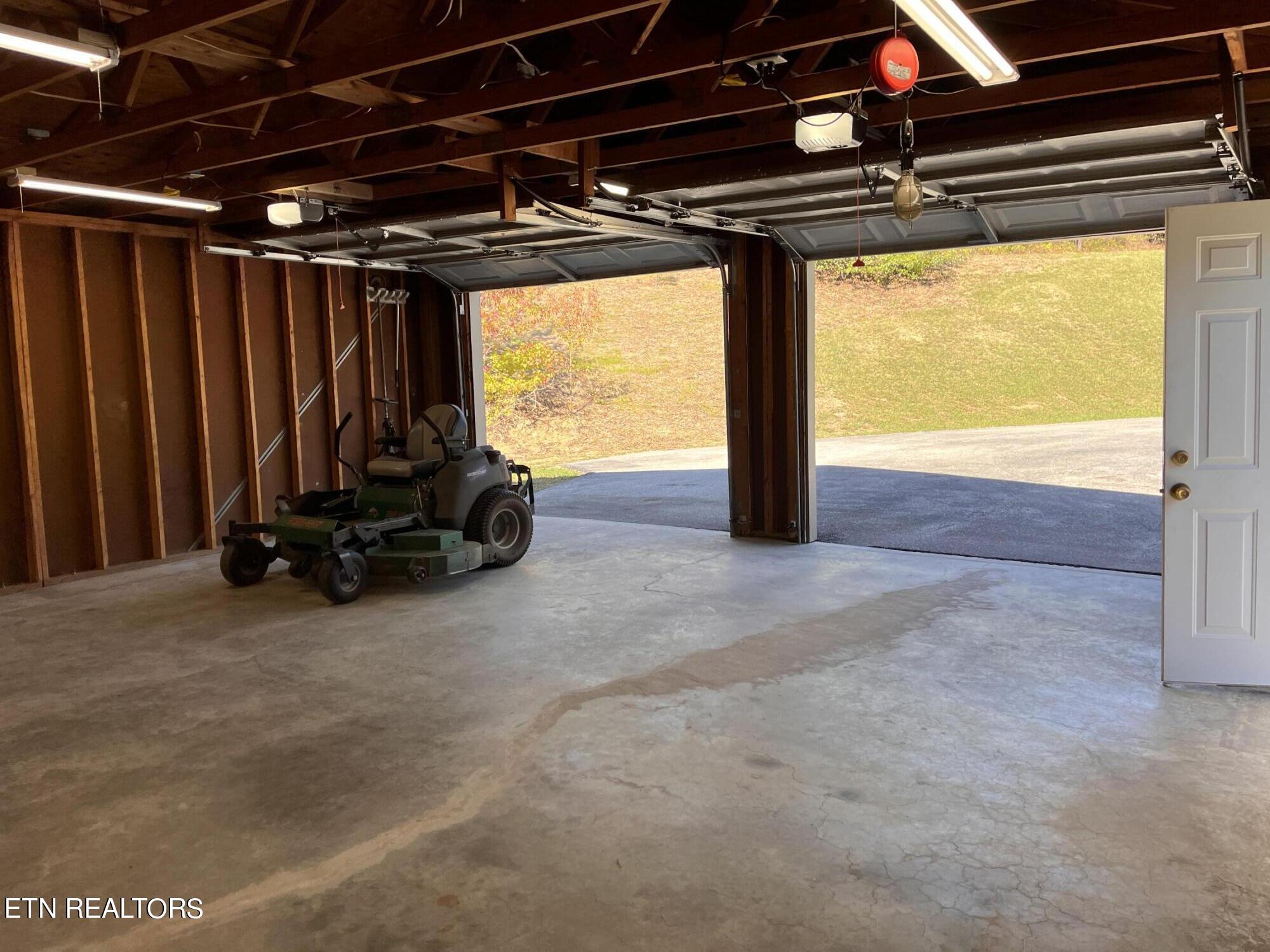 457 Shady Road Oliver Springs, TN 37840 - Photo 31 of 60 2 car Garage