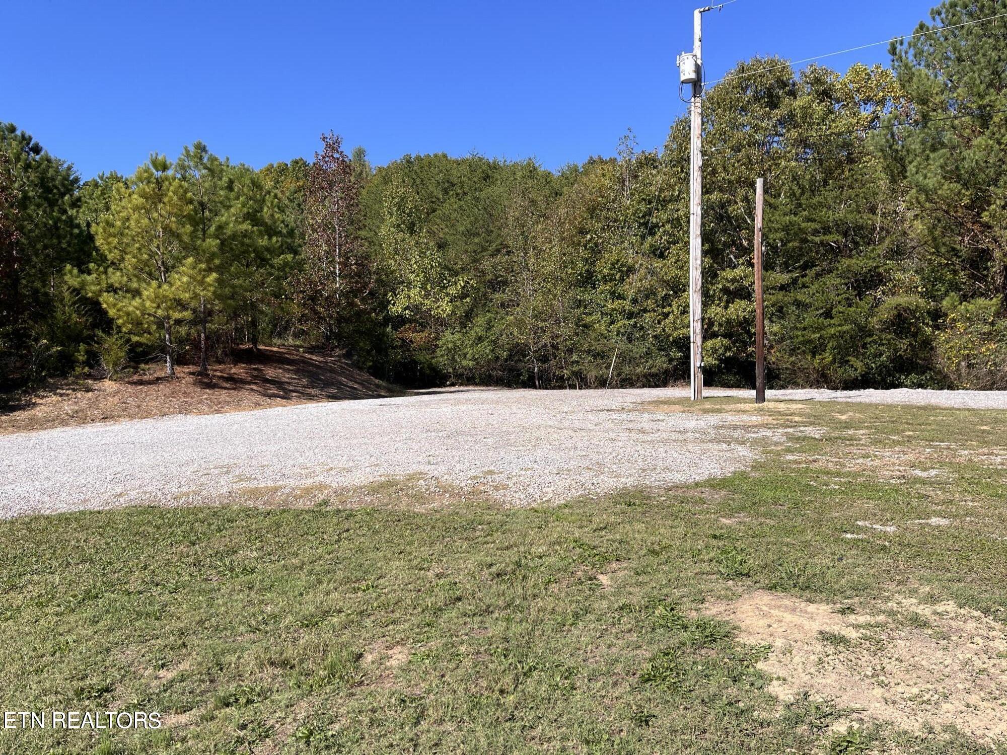 457 Shady Road Oliver Springs, TN 37840 - Photo 34 of 60 landing at top