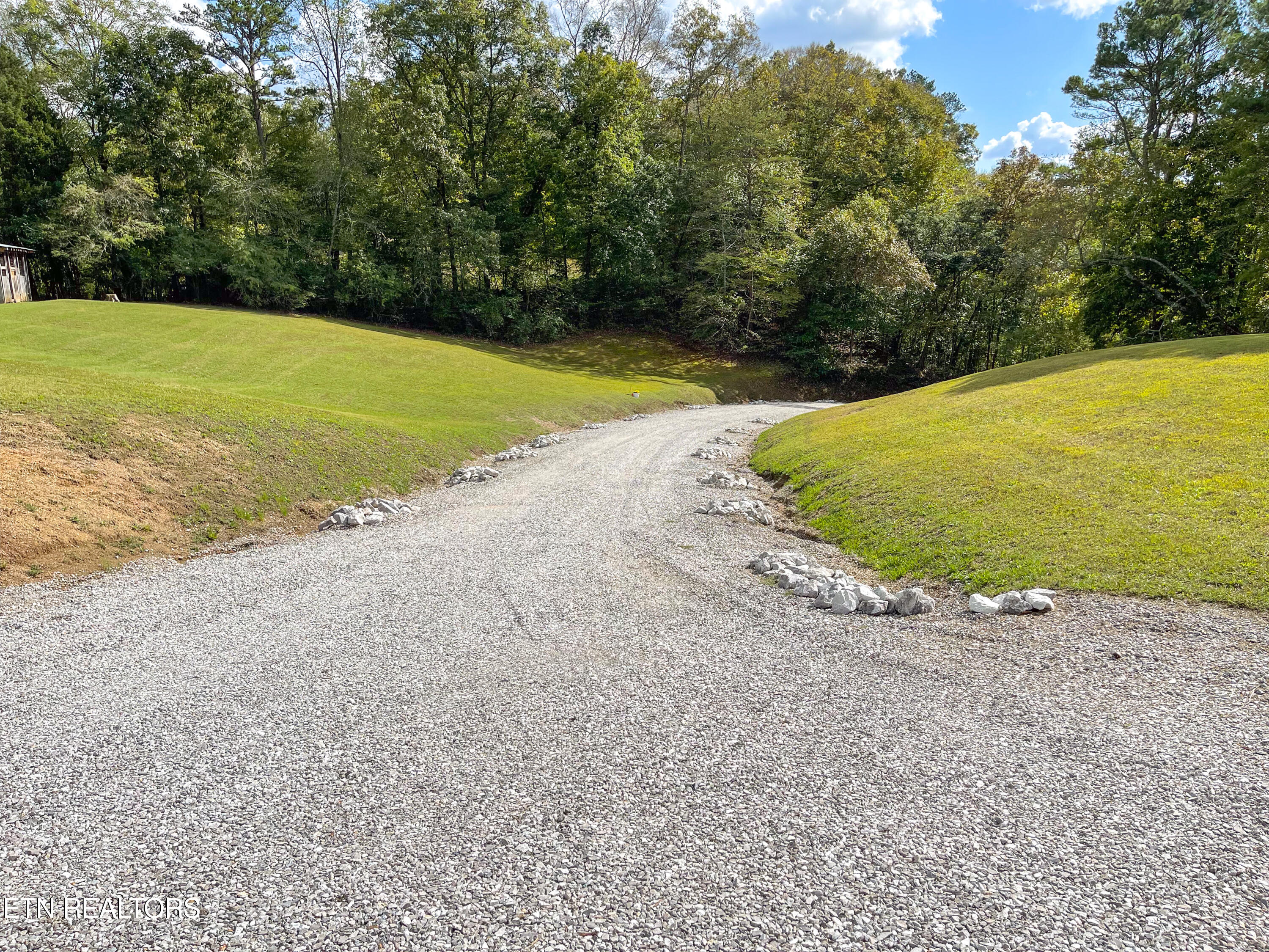 457 Shady Road Oliver Springs, TN 37840 - Photo 39 of 60 drive way