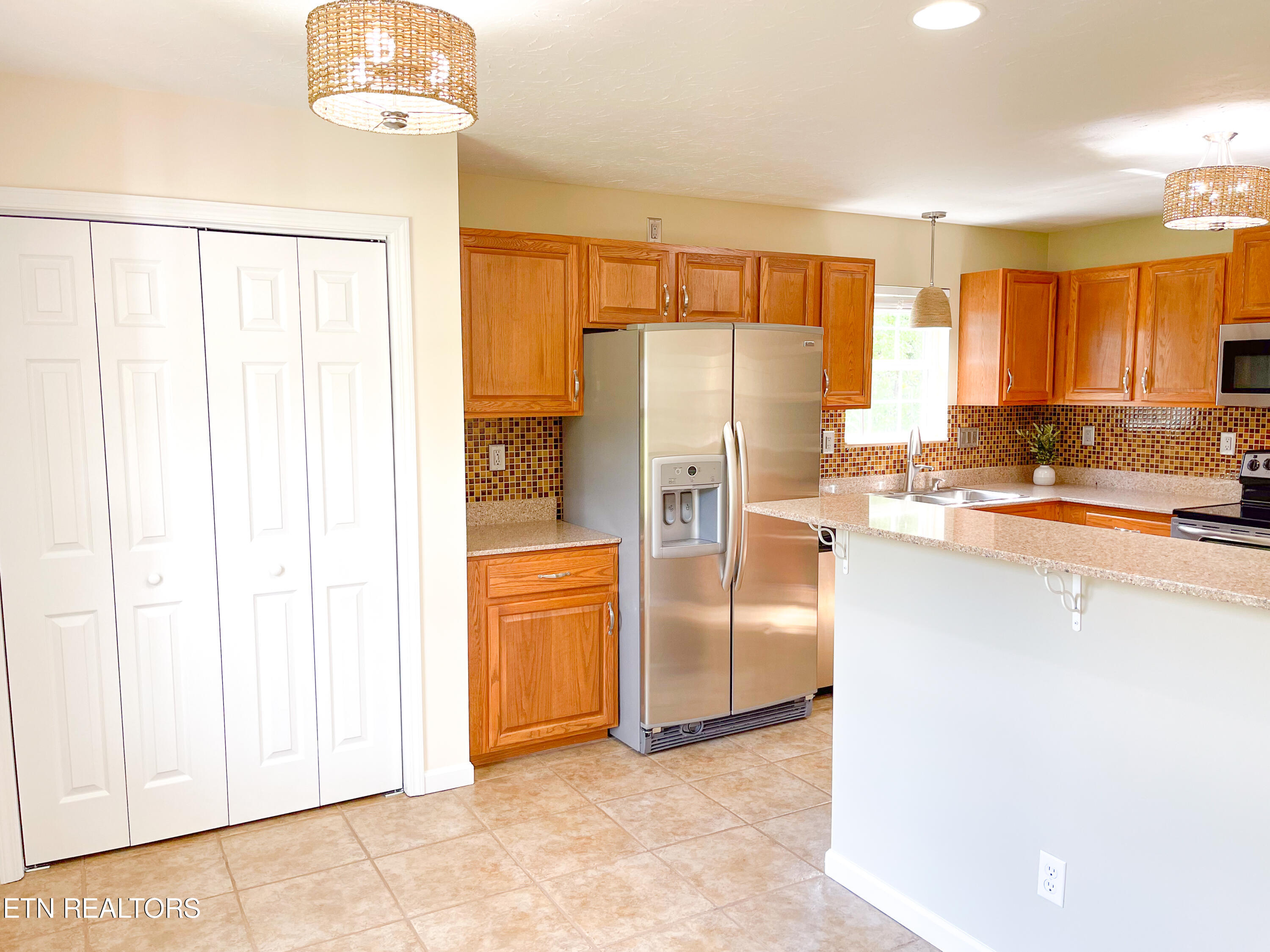 457 Shady Road Oliver Springs, TN 37840 - Photo 5 of 60 Kitchen 4