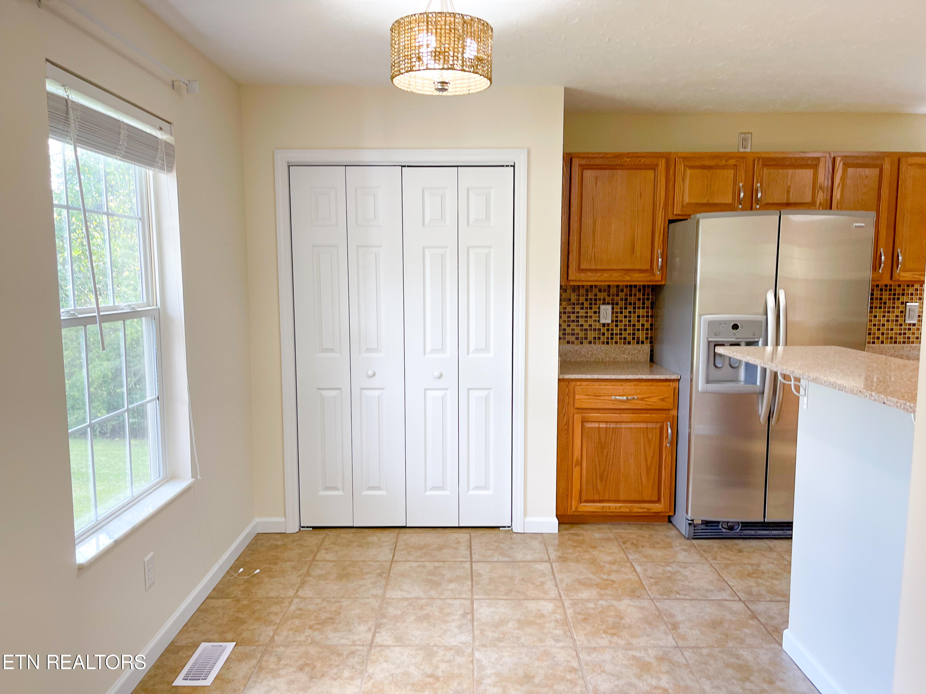457 Shady Road Oliver Springs, TN 37840 - Photo 7 of 60 pantry