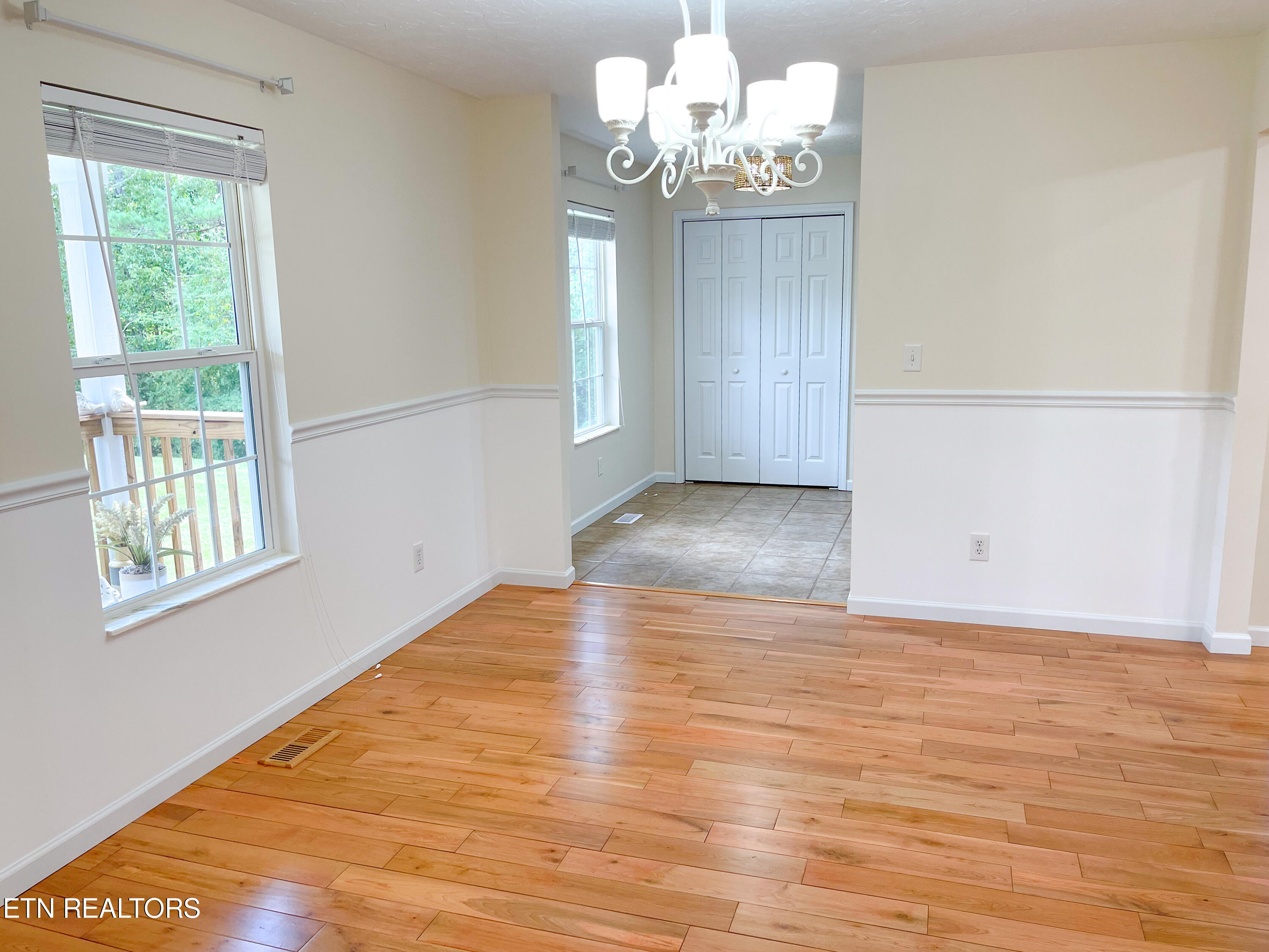 457 Shady Road Oliver Springs, TN 37840 - Photo 8 of 60 Dining 2