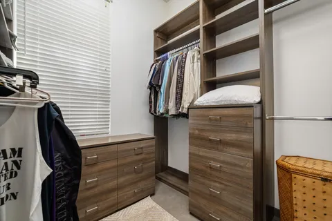 a view of walk in closet