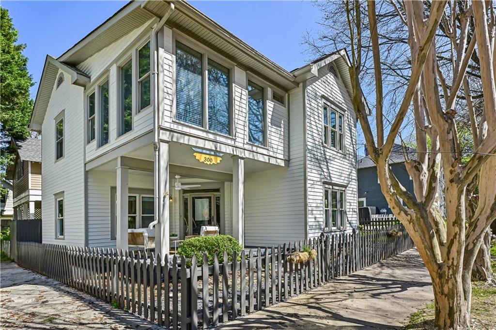 300 Glenwood Ave Southeast  