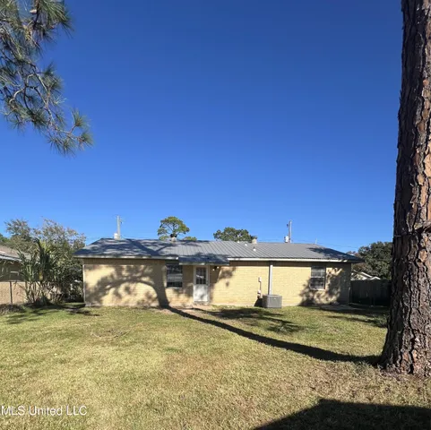 $1,625 | 325 Ferguson Avenue, Long Beach, MS 39560