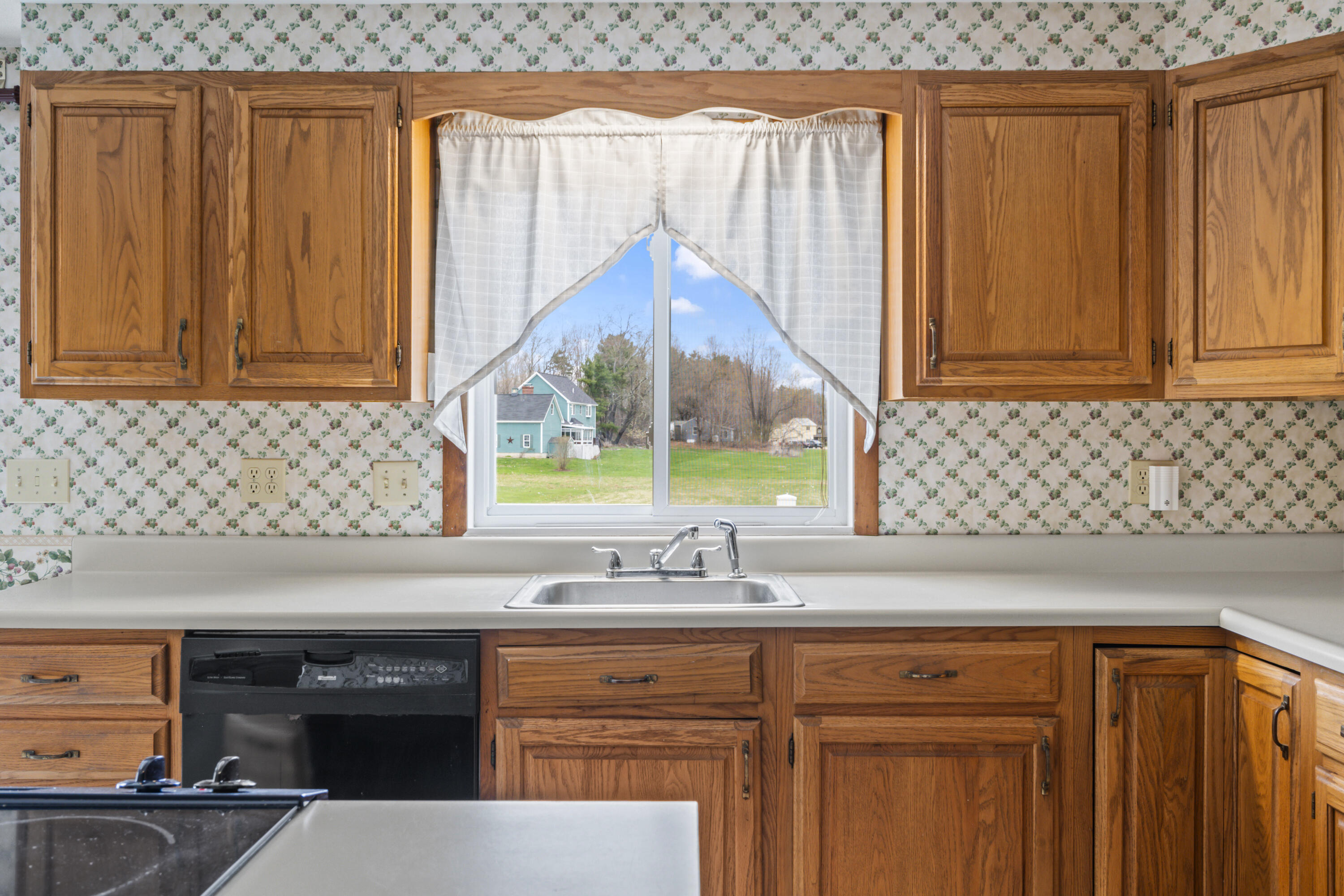 286 Hanscom Road Eliot, ME 03903 - Photo 16 of 68 286 Hanscom Rd_119