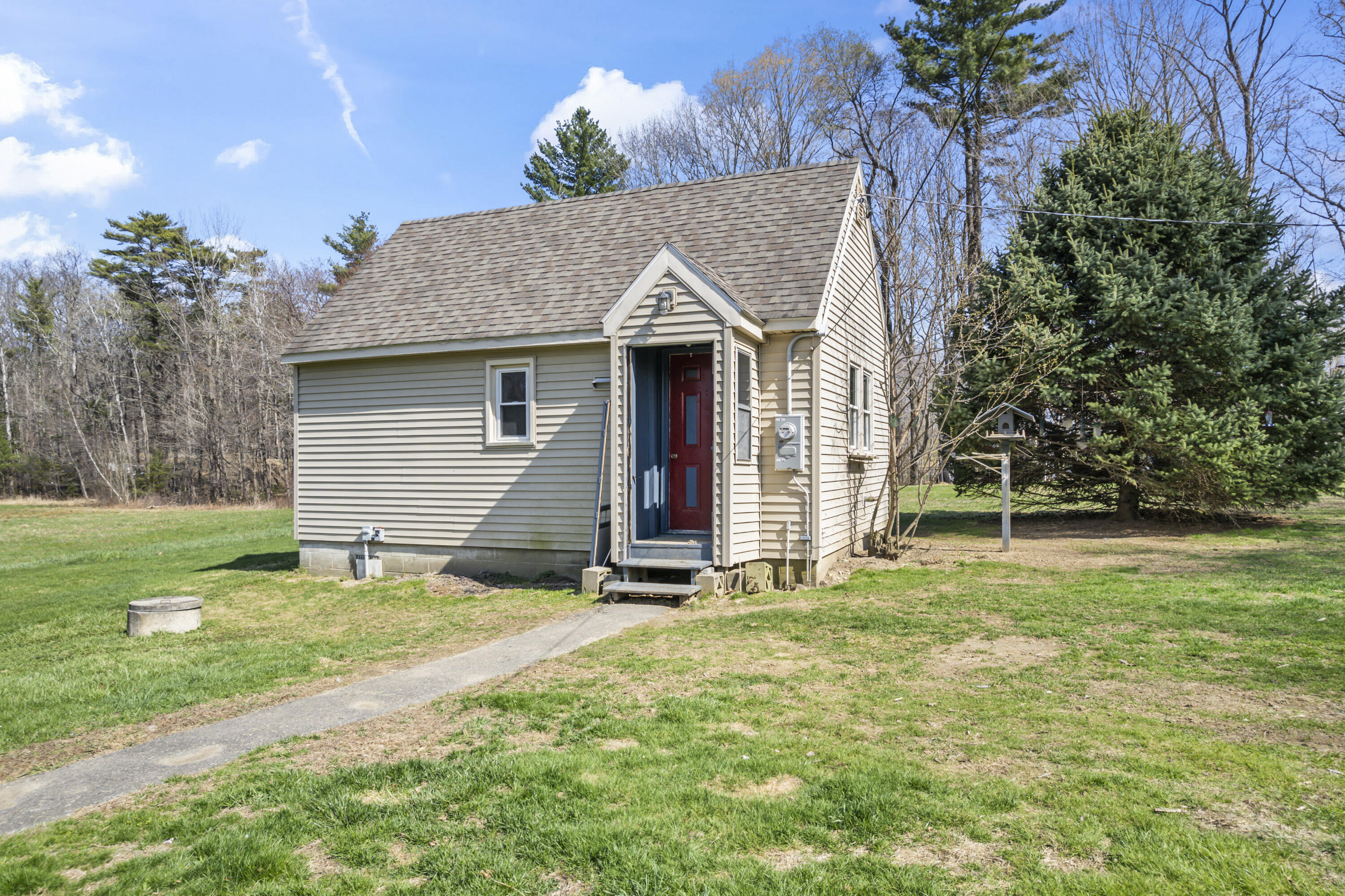 286 Hanscom Road Eliot, ME 03903 - Photo 3 of 68 286 Hanscom Rd_143
