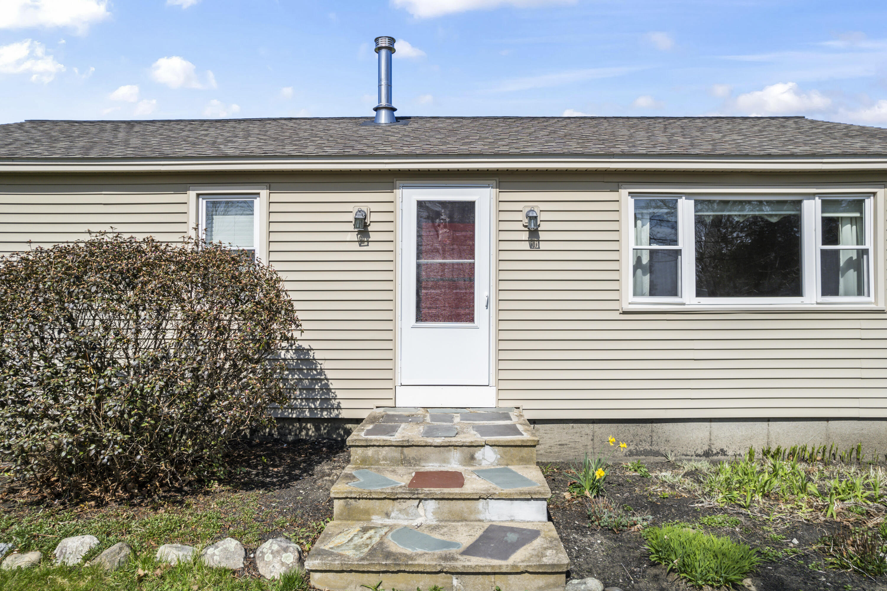 286 Hanscom Road Eliot, ME 03903 - Photo 64 of 68 286 Hanscom Rd_103