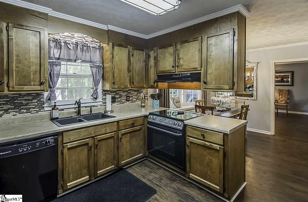 112 Furr Road Piedmont, SC 29673 - Photo 18 of 36 Gallery Image 18