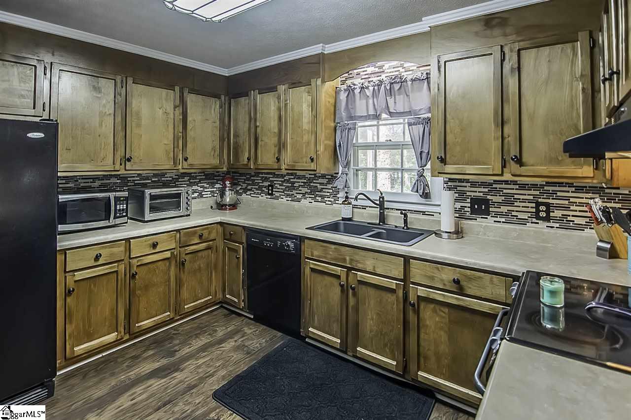 112 Furr Road Piedmont, SC 29673 - Photo 3 of 36 Gallery Image 3