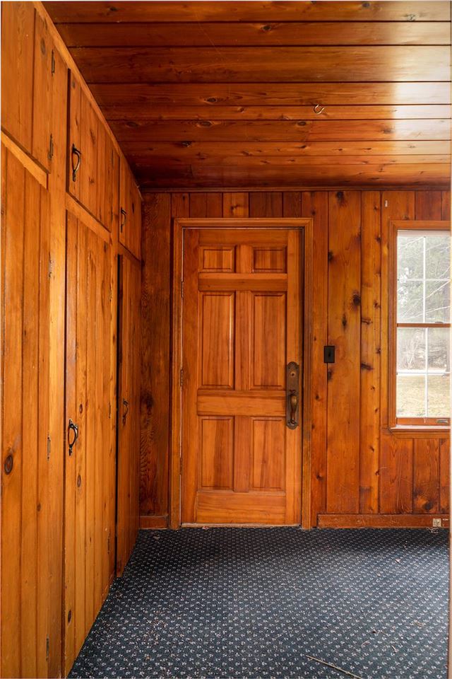 12426 South Maple City Road Maple City, MI 49664 - Photo 42 of 98 1889228-41.JPG
