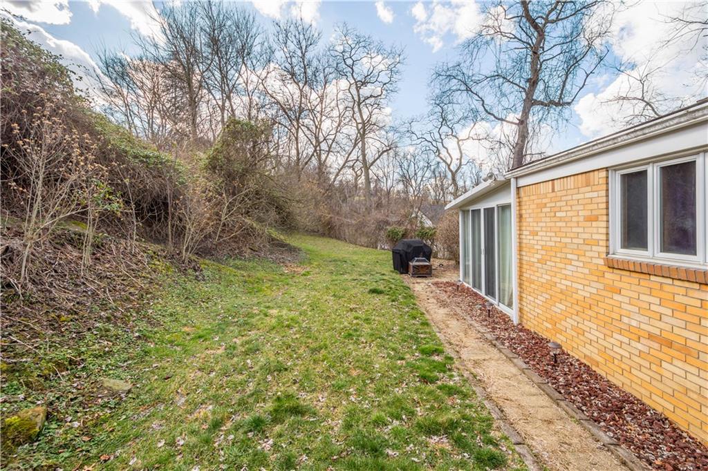 86 Gensler Road Pittsburgh, PA 15236 - Photo 16 of 19 Gallery Image 16