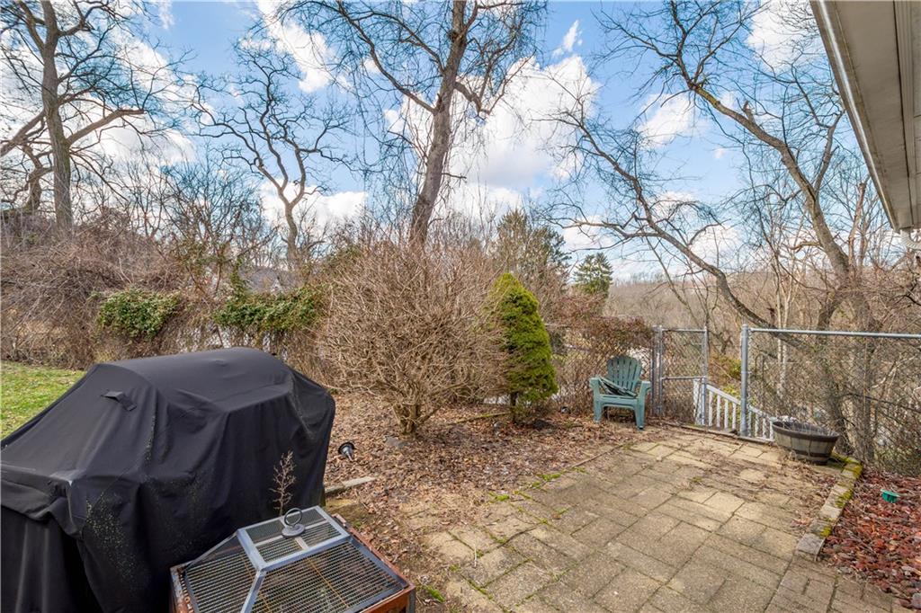 86 Gensler Road Pittsburgh, PA 15236 - Photo 17 of 19 Gallery Image 17