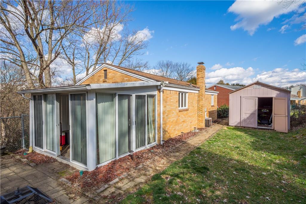 86 Gensler Road Pittsburgh, PA 15236 - Photo 2 of 19 Gallery Image 2